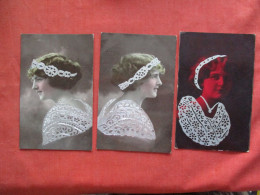 Lot Of 3 Cards. Females Foil. Attached   Ref 6401 - Mode