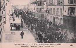 10 - BAR Sur AUBE - Manifestation Des Vignerons - Le Défilé Des Manifestants Vignerons A Travers La Ville - Bar-sur-Aube