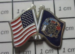 911B Pin's Pins / Beau Et Rare / AUTRES / DRAPEAU DES USA ET DU WISCONSIN - Otros & Sin Clasificación