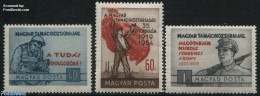 Hungary 1954 Republic Day 3v, Unused (hinged) - Unused Stamps