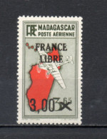 MADAGASCAR PA N° 53  NEUF SANS CHARNIERE COTE  4.50€  CARTE DE MADAGASCAR - Aéreo