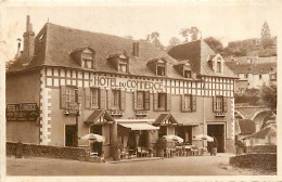 19* UZERCHE  Hotel Du Commerce  (cpsm 9x14)    MA100,0442 - Uzerche