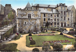 72 - Le Mans - L'Hôtel De Ville - L'Escalier Des Ponts Neufs Et La Tour Du Gros Pilier - Le Mans