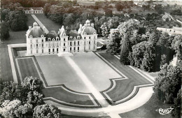 41* CHEVERNY  Chateau (cpsm9x14)    MA101,0824 - Cheverny