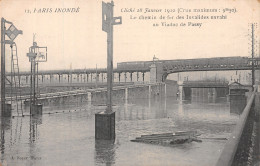 75-PARIS INONDE 1910 LE CHEMIN DE FER DES INVALIDES-N°T1071-C/0105 - Überschwemmung 1910