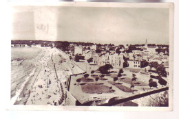 17 - FOURAS - LA PLAGE ET VUE GÉNÉRALE - ANIMÉE -  - Fouras-les-Bains