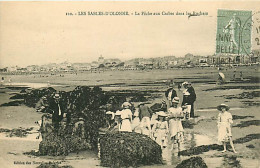 85* LES SABLES D OLONNE   Peche Aux Crabes      MA107,0750 - Sables D'Olonne