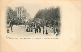 84* AVIGNON   Place De La Mairie   MA107,0553 - Avignon