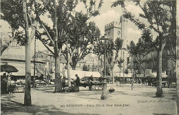 84* AVIGNON  Place Pie   MA107,0537 - Avignon