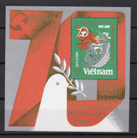 Feuillet Neuf** MNH 1987 Viêt-Nam Vietnam  70e Anniversaire De La Révolution Russe D'octobre Mi:VN BL55, BF37A - Viêt-Nam