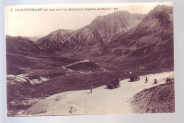 65 - COL DU TOURMALET - DESCENTE VERS BAGNERE DE BIGORRE - AUTOMOBILE - - Bagneres De Bigorre