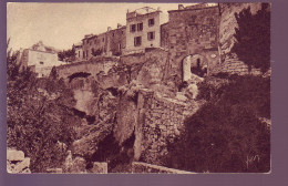 13 - LES BAUX - LES REMPARTS - - Les-Baux-de-Provence