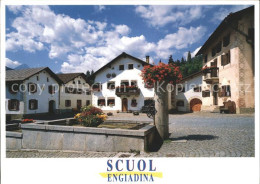 11710531 Scuol Dorfplatz Mit Mineralwasserbrunnen Scuol - Autres & Non Classés