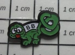 3517 Pin's Pins / Beau Et Rare / ANIMAUX / BB CAMELEON VERT Piqué à Gotlib ? On A Les Droits ? - Animaux