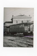 Photo Remorque Automotrice Camargue 1947 Train Gare Nîmes Gard 30 Languedoc Provence France Chemin Fer Voiture Wagon - Treinen