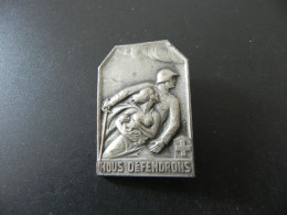 Old Badge Schweiz Suisse Svizzera Switzerland - 2. World War - Nous Défendrons - Non Classés