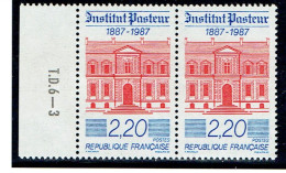 2496 Institut Pasteur Paris 2,20 F. Paire Avec N° De Presse TD 6 - 3 - Unused Stamps