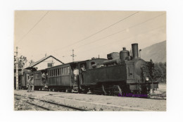 Photo Locomotive VFD Voies Ferrées Dauphiné 22 Gare Vizille 1946 Romanche Isère 38 France Jarrie Bourg D'Oisans Pinguely - Eisenbahnen