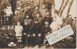 BAGNERES De LUCHON  - Des Militaires Qui Posent En 1914 ( Carte Photo ) - Otros & Sin Clasificación