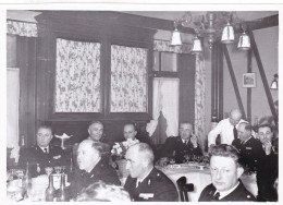 41-BLOIS 1956 GENDARMERIE OFFICIERS A TABLE - Europa