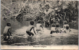 988 CALEDONIE - Baignade Indigene En Caledonie  - Nouvelle Calédonie