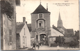 18 LES AIX D'ANGILLON - Le Donjon Et L'eglise. - Les Aix-d'Angillon