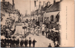 45 JARGEAU - Fete Johannique, Place Du Martroi  - Jargeau