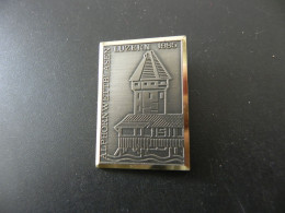 Old Badge Schweiz Suisse Svizzera Switzerland - Alphorn Wettblasen Luzern 1985 - Non Classés