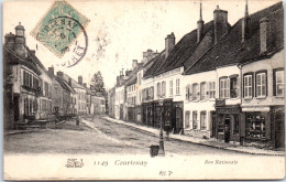 45 COURTENAY - Vue De La Rue Nationale. - Courtenay