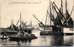 85 SABLES D'OLONNE - Barques Au Mouillage. - Sables D'Olonne