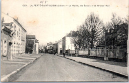 45 LA FERTE SAINT AUBIN - Mairie Et Ecoles Dans La Grande Rue  - La Ferte Saint Aubin