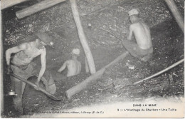 METIERS - Mines, Mineurs  - L'abattage Du Charbon - Une Taille - Bergbau