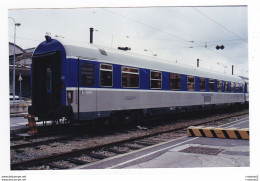 PHOTO TRAINS Wagon Ou Voiture SNCF HELENE De L'Agence Engins Spéciaux Contrôle Installations Electriques De Sécurité LGV - Trenes