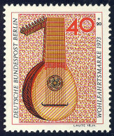 461 Musikinstrumente 40+20 Pf Laute ** - Unused Stamps