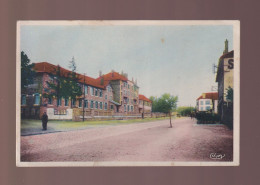 CPA - 77 - Brou-sur-Chantereine - Les Ecoles - Colorisée - Circulée En 1945 - Sonstige & Ohne Zuordnung