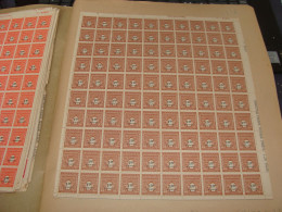 N°  707 En Feuille  De 100 Timbres Entières Neuves - Full Sheets