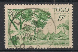TOGO - 1947 - N°YT. 251 - Cases 15f - Oblitéré / Used - Usati