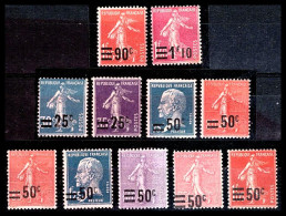 FRANCE YVERT ET TELLIER N° 217 à 228 MNH / **  - Unused Stamps