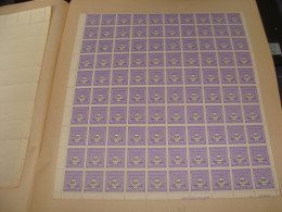 N°  705 En Feuille  De 100 Timbres Entières Neuves - Full Sheets