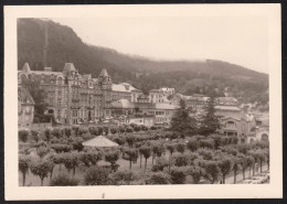 Jolie Photographie D'une Vue De La Bourboule, Hôtel Métropole, Puy De Dôme, Architecture, Patrimoine, 12,6x8,8 Cm - Places