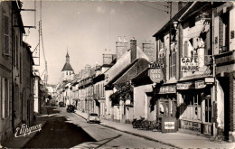 N°1916 W -cpsm Brienon Sur Armançon -la Grande Rue - Brienon Sur Armancon