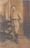 Militaria - Carte Photo - Soldat Du 11ème Régiment - Reggimenti