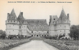 76 Forges-les-Aux  Le Chateau De Mesnières - Forges Les Eaux