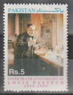 PAKISTAN - N°906 ** (1995) Louis Pasteur - Pakistan