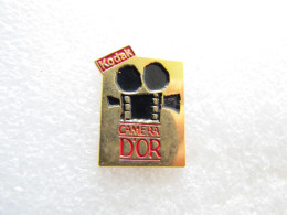 PIN'S   KODAK   CAMERA D'OR - Fotografia