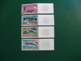 SAINT PIERRE ET MIQUELON YVERT POSTE ORDINAIRE N° 391/394 NEUFS** LUXE - MNH -  COTE 25,00 EUROS - Unused Stamps