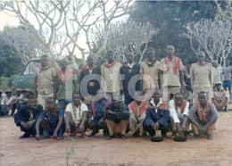 1972 ORIGINAL FOTO PHOTO MEN WORKERS TRABALHAADORES NACAROA NAMPULA MOÇAMBIQUE MOZAMBIQUE AFRICA AFRIQUE AT75 - Afrika