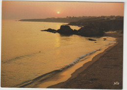 LE POULDU  CREPUSCULE SUR LA COTE LES ROCHERS ET LA PLAGE DU KEROU - Le Pouldu