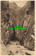 R619293 Waterfall Cave. Plemont. Jersey - Wereld