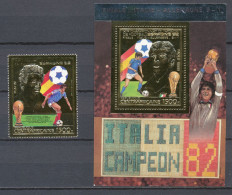 FIFA WORLD CUP - SPAIN 1982 - GOUDFOLIE ZEGELS REP. CENTRAFICAINE - PLATINI / ROSSI(Block) MNH                     Hk166 - 1982 – Spain